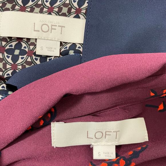 Ann Taylor LOFT Floral Button Up Shirts Women S Lot of 2 Navy Wine Career Preppy - Picture 7 of 9